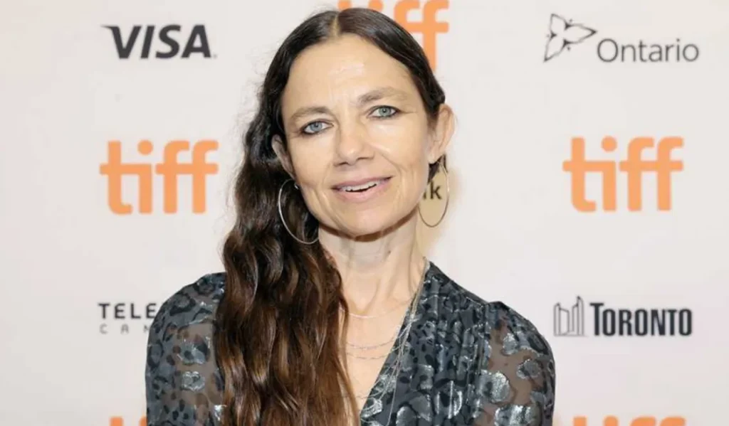 Justine Bateman Age Biography, Career, Net Worth, Lifestyle & Future Prospects (3)