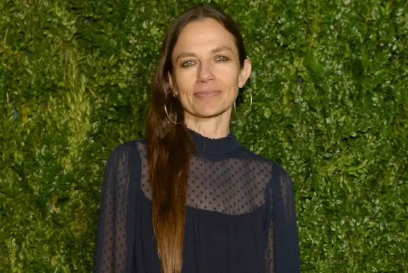 Justine Bateman Age Biography, Career, Net Worth, Lifestyle & Future Prospects (3)