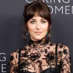 Dakota Johnson Height Everything You Need to Know About the Hollywood Star
