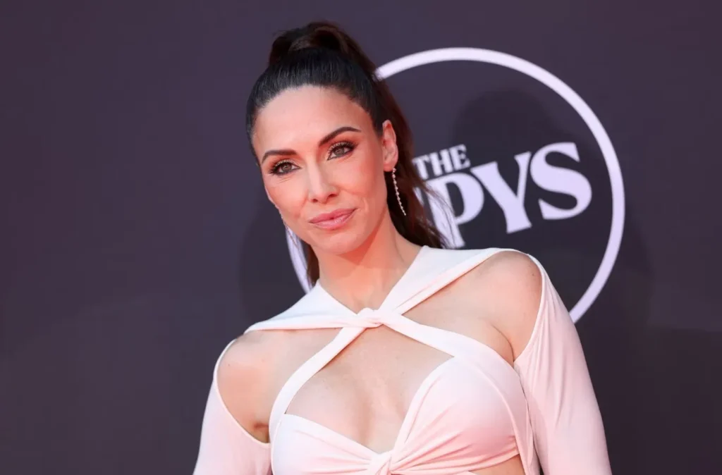 Whitney Cummings Height, Biography, Net Worth, Career, Personal Life & More (2026)