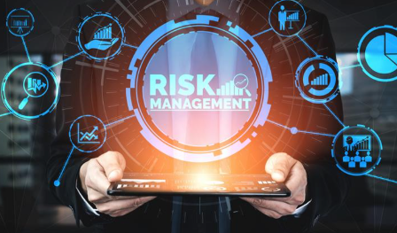How Smart Businesses Are Using Digital Strategy to Reduce Risk